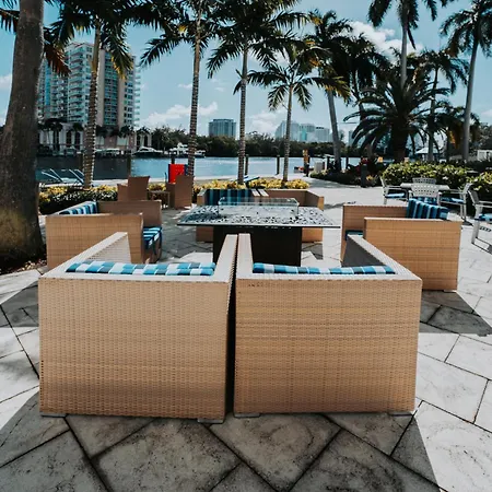 Intracoastal Waterview - Central- Fort Lauderdale - Steps To Beach-3